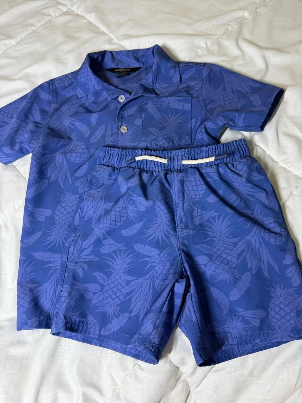 Kids Blue Pineapple-Print Button Set